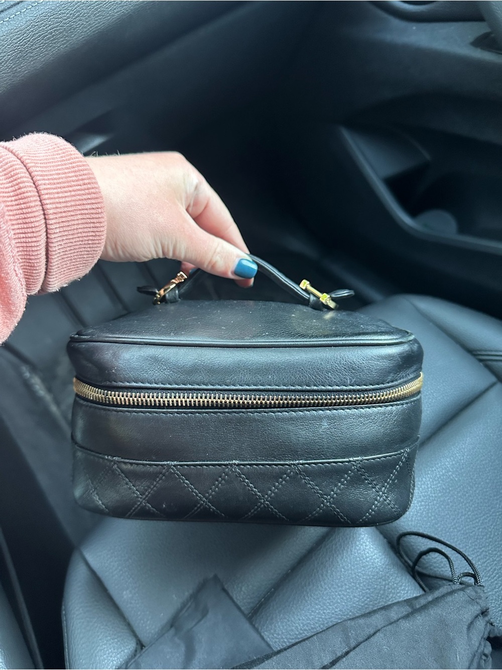 CHANEL Black Quilted Leather Toiletry Case with Gold Hardware/ OR could be a bag - Picture 4 of 16